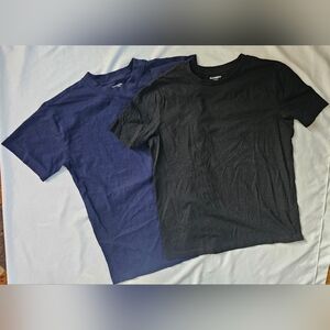 Set Of Two Boys' Solid T-Shirts- Black And Navy- Old Navy And Amazon- (14/16)